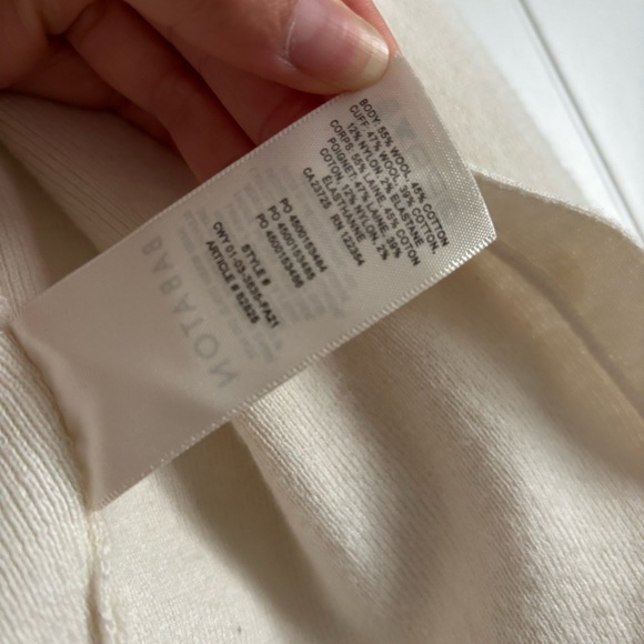 Aritzia Babaton Georgia Cream V-Neck Button-Up Cardigan - Picture 4 of 5